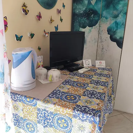 Oda ve Kahvaltı Butterfly