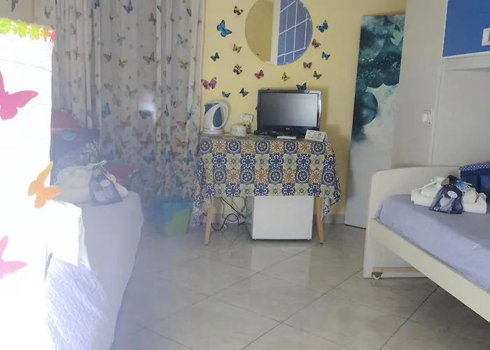 Alojamento de Acomodação e Pequeno-almoço Butterfly 3*